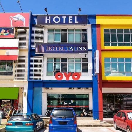 Oyo 90282 Hotel Taj Inn, Seksyen 7 Shah Alam Buitenkant foto