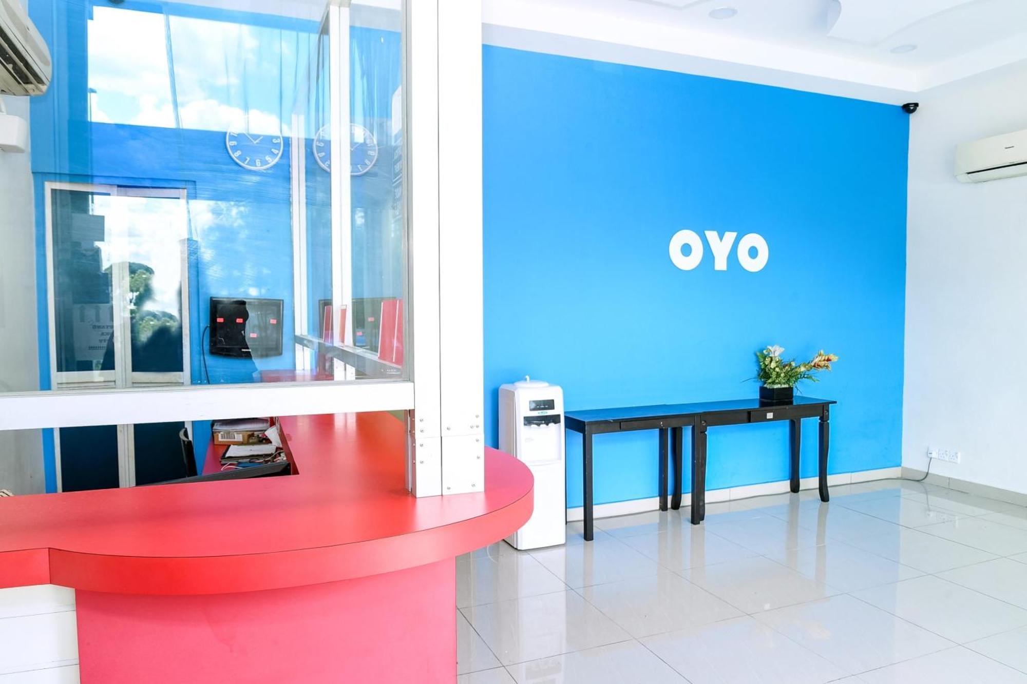 Oyo 90282 Hotel Taj Inn, Seksyen 7 Shah Alam Buitenkant foto